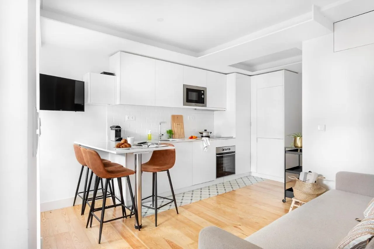 Joivy Principe Real 2Br Apt With Terrace Nearby Botanical Garden Of Лиссабон