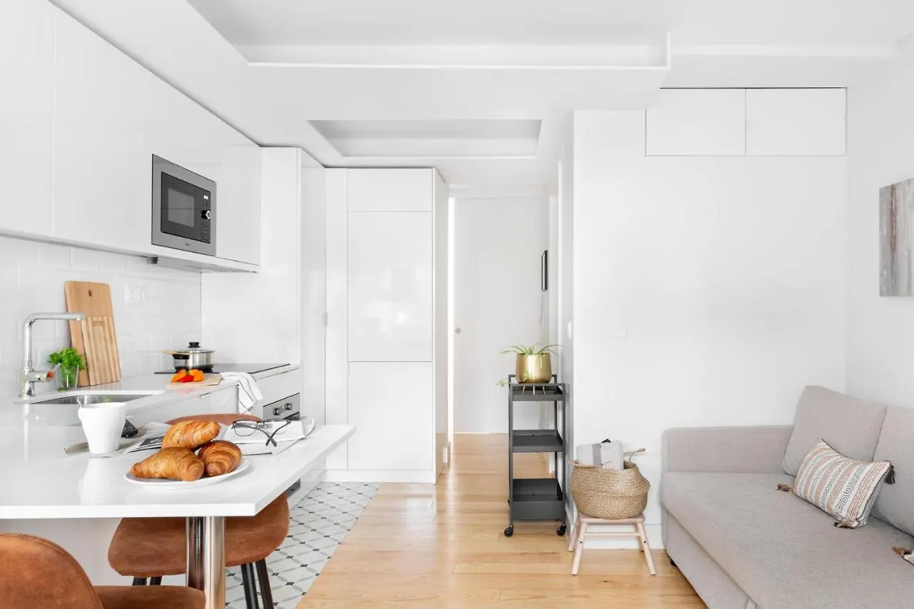 Joivy Principe Real 2Br Apt With Terrace Nearby Botanical Garden Of Лиссабон 0*,  Португалия