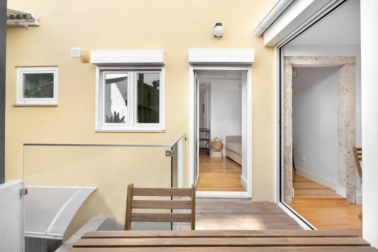 Joivy Principe Real 2Br Apt With Terrace Nearby Botanical Garden Of Лиссабон 0*,